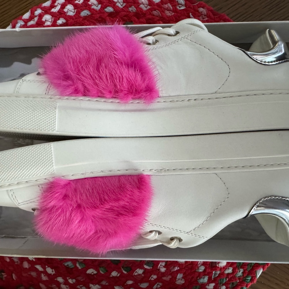 Moncler Sneakers with Pink Fur and White Base - Picture 2 of 6